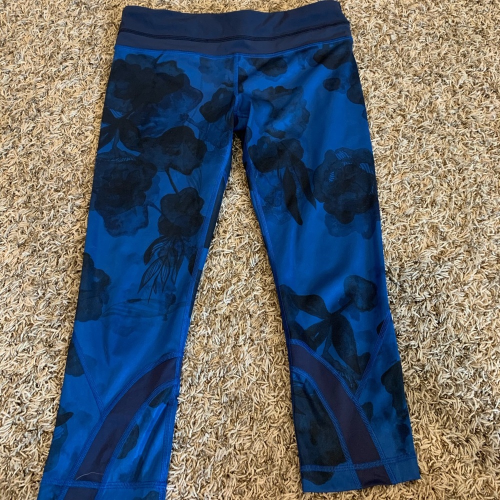 Lululemon cropped leggings